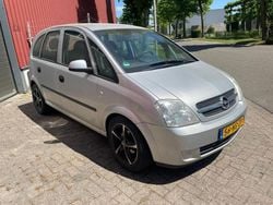 Grijs Gebruikt 2003 Opel Meriva Enjoy MPV | € 800 (Goede deal)