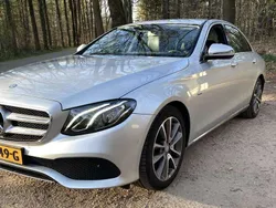 Grijs Gebruikt 2016 Mercedes E350 Sedan | € 25.000 (Eerlijke prijs)