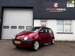 Rood Gebruikt 2003 Renault Twingo Hatchback | € 799 (Goede deal)