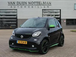 Zwart Gebruikt 2018 Smart ForTwo Electric Drive Brabus Cabriolet | € 14.950 (Goede deal)