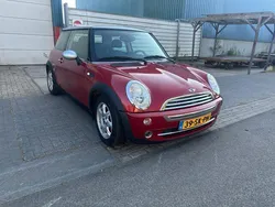 Rood Gebruikt 2006 Mini Cooper Seven Hatchback | € 4.950 (Super prijs)