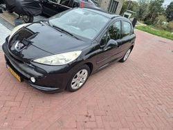 Zwart Gebruikt 2009 Peugeot 207 Hatchback | € 1.200 (Goede deal)