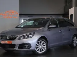 Grijs Gebruikt 2020 Peugeot 308 Allure Stationwagen | € 11.599 (Eerlijke prijs)