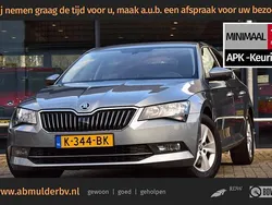 Grijs Gebruikt 2016 Skoda Superb Business Line Hatchback | € 11.990 (Eerlijke prijs)