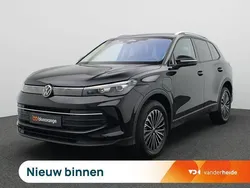 Zwart Nieuw 2025 VW Tiguan Edition SUV | € 49.900 (Super prijs)