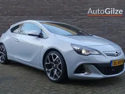 Grijs Gebruikt 2012 Opel Astra GTC OPC Hatchback | € 15.895 (Iets duurder)