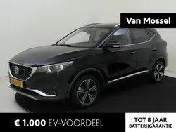 Zwart Gebruikt 2020 MG ZS Luxury Sedan | € 12.440 (Goede deal)