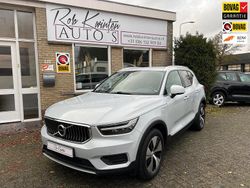 Grijs Gebruikt 2021 Volvo XC40 Momentum SUV | € 27.950 (Eerlijke prijs)