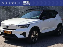 Wit Gebruikt 2023 Volvo XC40 Plus SUV | € 39.399 (Eerlijke prijs)