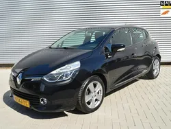 Zwart Gebruikt 2013 Renault Clio IV Dynamique Hatchback | € 4.900 (Eerlijke prijs)
