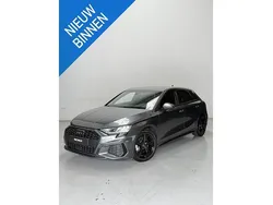 Grijs Gebruikt 2023 Audi A3 Sportback S-Line Hatchback | € 28.995 (Eerlijke prijs)