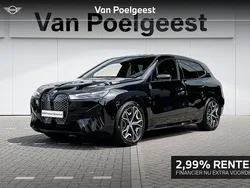 Zwart Gebruikt 2022 BMW iX Executive SUV | € 64.900 (Eerlijke prijs)