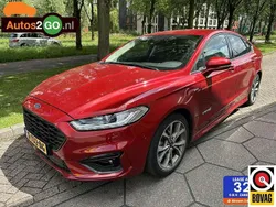 Rood, metallic lak Gebruikt 2020 Ford Mondeo ST-Line Sedan | € 19.995 (Goede deal)