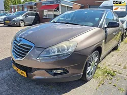 Bruin Gebruikt 2012 Lancia Delta Gold Hatchback | € 2.000
