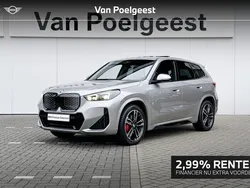 Spacesilber metallic (grijs metallic) Gebruikt 2025 BMW iX1 M Sport SUV | € 64.198