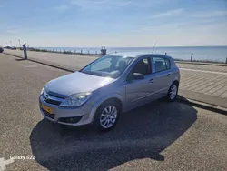 Grijs Gebruikt 2007 Opel Astra Hatchback | € 2.100 (Eerlijke prijs)