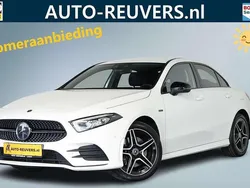 Wit Gebruikt 2020 Mercedes A250 AMG line Sedan | € 26.900 (Super prijs)