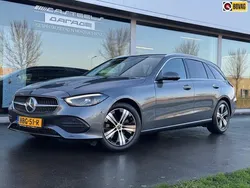 Grijs Gebruikt 2023 Mercedes C180 Business Stationwagen | € 38.750 (Goede deal)