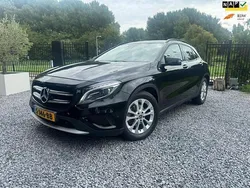 Zwart Gebruikt 2016 Mercedes GLA200 Prestige SUV | € 16.750 (Goede deal)