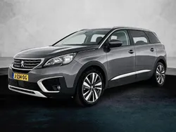 Grijs Gebruikt 2021 Peugeot 5008 Allure MPV | € 28.395 (Eerlijke prijs)