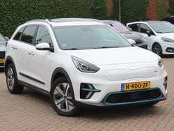 Wit (parellak) Gebruikt 2022 Kia e-Niro SUV | € 21.999 (Super prijs)