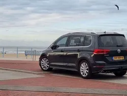 Grijs Gebruikt 2018 VW Touran R MPV | € 31.000 (Iets duurder)