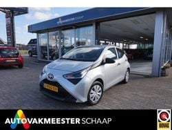 Grijs Gebruikt 2020 Toyota Aygo Hatchback | € 10.750 (Eerlijke prijs)