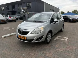 Grijs Gebruikt 2013 Opel Meriva MPV | € 5.749 (Goede deal)
