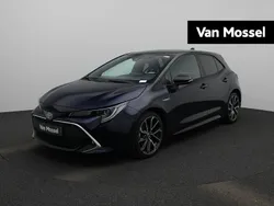 Blauw Gebruikt 2021 Toyota Corolla Premium Hatchback | € 21.900 (Goede deal)