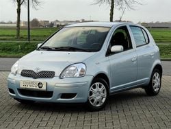 Zilver Gebruikt 2005 Toyota Yaris Terra Hatchback | € 2.950 (Eerlijke prijs)