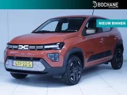 Rood Gebruikt 2024 Dacia Spring Extreme Hatchback | € 21.445