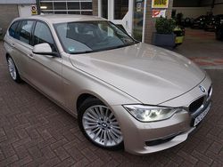 Grijs Gebruikt 2013 BMW 328 Luxury Line Stationwagen | € 17.285 (Eerlijke prijs)