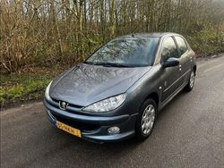 Grijs Gebruikt 2009 Peugeot 206 Hatchback | € 3.250 (Iets duurder)