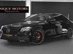 Zwart, metallic lak Gebruikt 2016 Mercedes E200 AMG Sedan | € 27.950 (Duur)