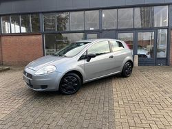 Grijs Gebruikt 2007 Fiat Grande Punto Hatchback | € 1.450 (Eerlijke prijs)