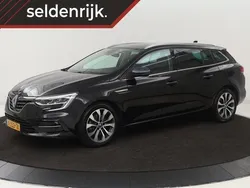 Zwart Gebruikt 2021 Renault Mégane GrandTour Bose Edition Stationwagen | € 15.900 (Eerlijke prijs)
