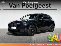 Black sapphire metallic (zwart metallic) Gebruikt 2024 BMW iX Executive SUV | € 89.900 (Duur)