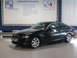 Zwart Gebruikt 2011 BMW 320 Coupé | € 5.450 (Super prijs)