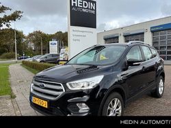 Zwart Gebruikt 2019 Ford Kuga Titanium SUV | € 17.450 (Eerlijke prijs)