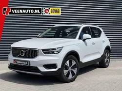 Wit, metallic lak Gebruikt 2021 Volvo XC40 Inscription SUV | € 33.645 (Goede deal)