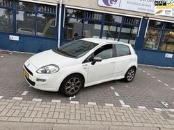 Wit Gebruikt 2014 Fiat Punto Evo Young Hatchback | € 4.750 (Eerlijke prijs)
