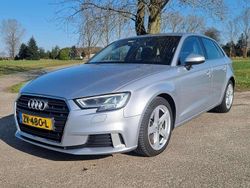 Zilver Gebruikt 2019 Audi A3 Design Hatchback | € 15.250