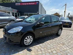 Zwart Gebruikt 2010 Renault Clio II Hatchback | € 3.750 (Iets duurder)