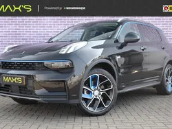 Zwart Gebruikt 2022 Lynk & Co 01 SUV | € 27.894 (Eerlijke prijs)