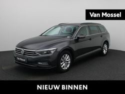 Grijs Gebruikt 2023 VW Passat Business Stationwagen | € 28.900 (Goede deal)
