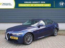Blauw Gebruikt 2020 Alfa Romeo Giulia Super Sedan | € 35.935 (Eerlijke prijs)