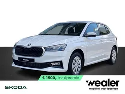 Wit Nieuw 2024 Skoda Fabia Essence Hatchback | € 22.440 (Goede deal)