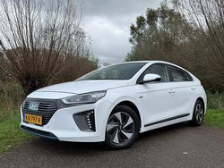 Wit Gebruikt 2016 Hyundai Ioniq Edition Hatchback | € 10.950 (Goede deal)