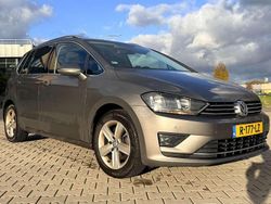 Grijs Gebruikt 2016 VW Golf Sportsvan Highline MPV | € 9.750 (Goede deal)