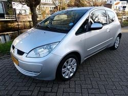 Grijs (metallic) Gebruikt 2008 Mitsubishi Colt Invite+ Hatchback | € 1.995 (Goede deal)